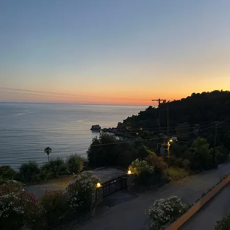 Lumiere 2 * Glyfada (Corfu)